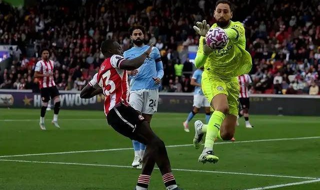 欧冠-比利亚雷亚尔VS曼城：天降门神，争冠之师又回来了