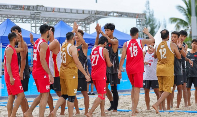 体坛联播｜皇马赢球先赛落后6分，切尔西遭遇联赛5连败