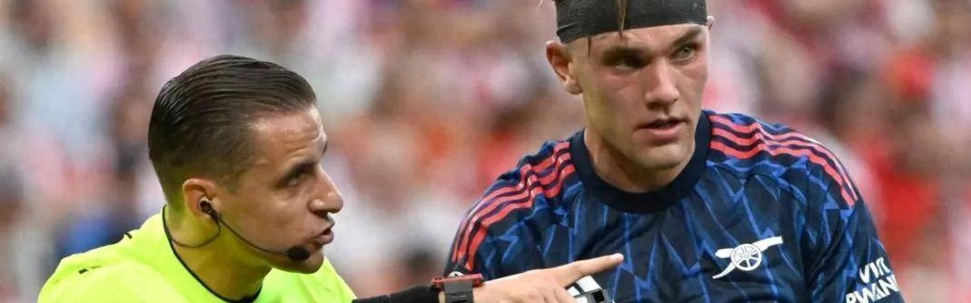 未进球却获好评！枪手神锋带伤仍全力拼，65分钟才被换下