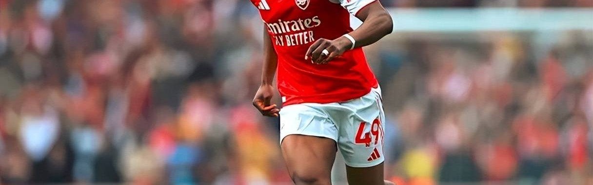 卢克肖接班人浮现！曼联锁定阿森纳全能后卫，枪手或为平账放人