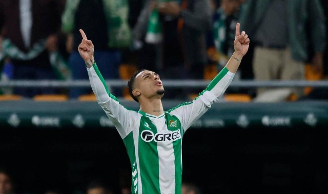 西甲最新积分战报：马竞遭遇两连败掉队 巴萨豪取六连胜领先皇马四分