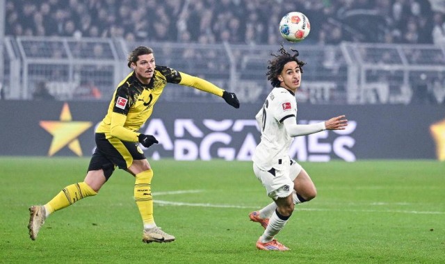 47分+66球！拜仁创造德甲历史上半程最佳战绩，社媒晒海报庆祝