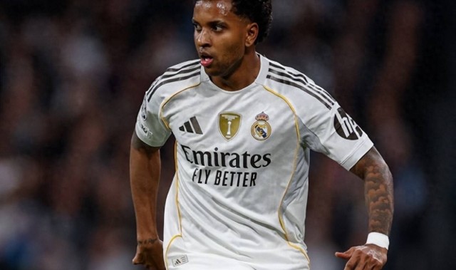 欧冠一战引爆转会市场！瓜迪奥拉亲自挖角，皇马1亿标价吓退曼城？