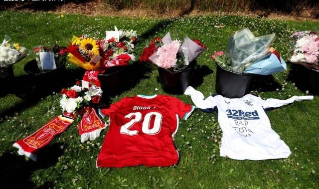 回望2025足坛告别季：永失若塔马塞洛荣退，魔笛丁丁孙哥开启新篇