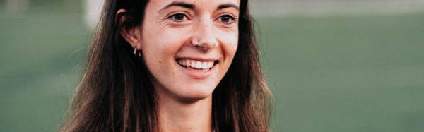 双冠加冕！巴萨女足蝉联环足奖最佳球队，邦马蒂三连庄书写女足传奇