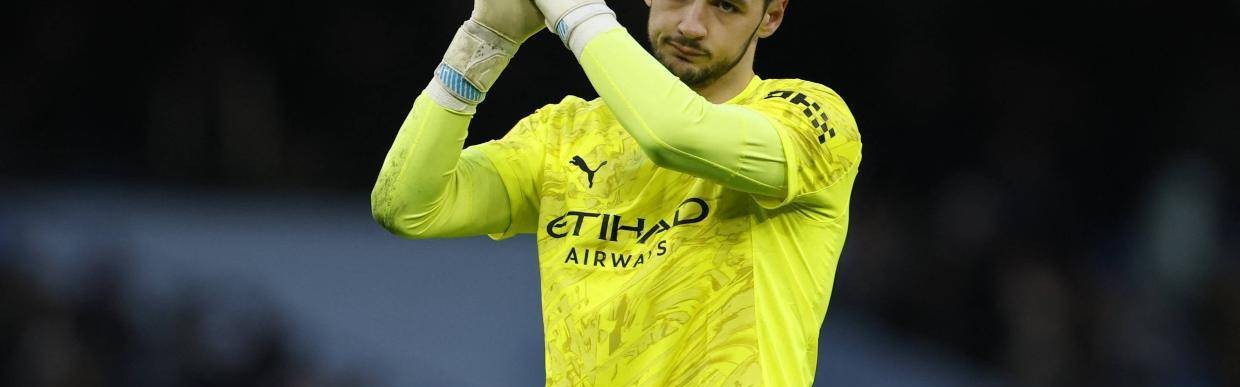 一夏之隔，就从主力降格到替补：特拉福德的曼城迷局与离队倒计时