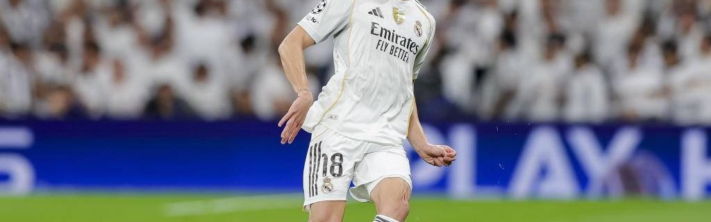 欧冠决赛战术解析：曼城如何在绝境中逆转皇马？