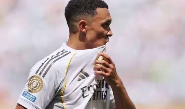 2大惊天变局！穆帅降维冲西甲？拉什福德1亿转会巴萨接班莱万？