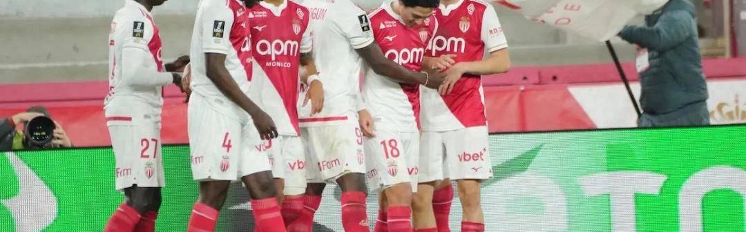 西甲逆转！反超皇马+登上榜首，欧冠冠军爆冷！日本国脚破门制胜