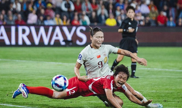 留洋再添新成员！女足国脚乌日古木拉加盟法甲蒙彼利埃，开启职业新篇章