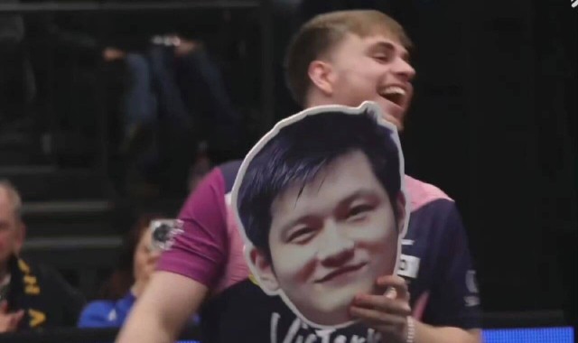 樊振东一人输两分，竟是队友莫雷加德故意要求他输球