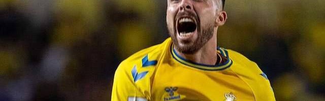 抗癌英雄！西甲前名将宣布成功复出：3年2次战胜病魔 全队欢庆